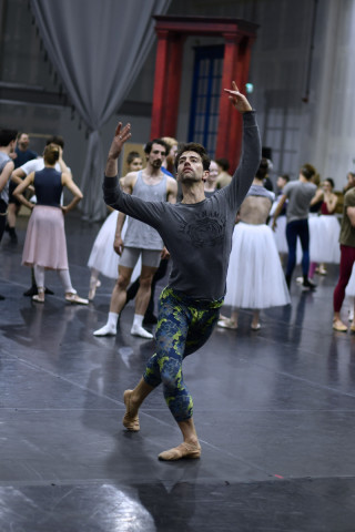 James Forbat in rehearsal. with Artists of English National Ballet.